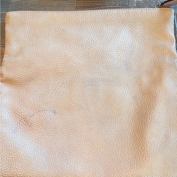 Live Love Loft Two Tone Envelope Crossbody Clutch🖤 - Picture 14 of 16